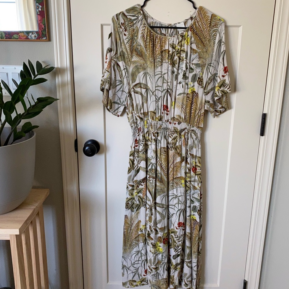 H&M tropical dress🌴